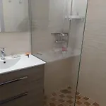 Jolie Provencale Avec Piscine Et Vue *