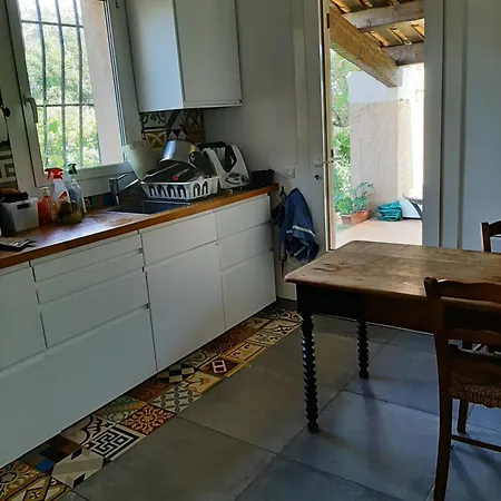 Jolie Provencale Avec Piscine Et Vue * ラシオタ