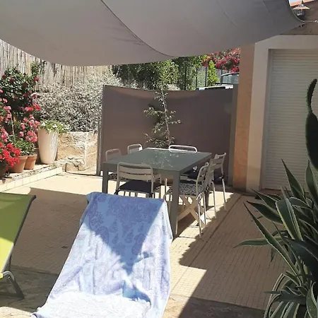 Holiday home Jolie Provencale Avec Piscine Et Vue La Ciotat