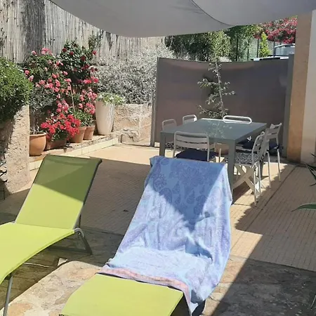 Jolie Provencale Avec Piscine Et Vue *