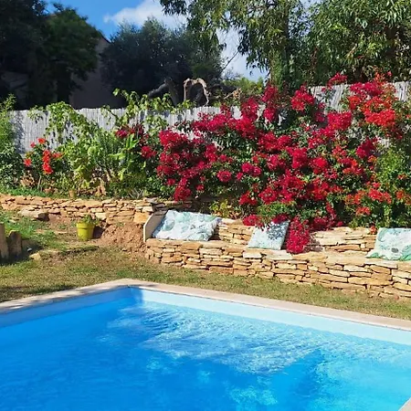 Jolie Provencale Avec Piscine Et Vue